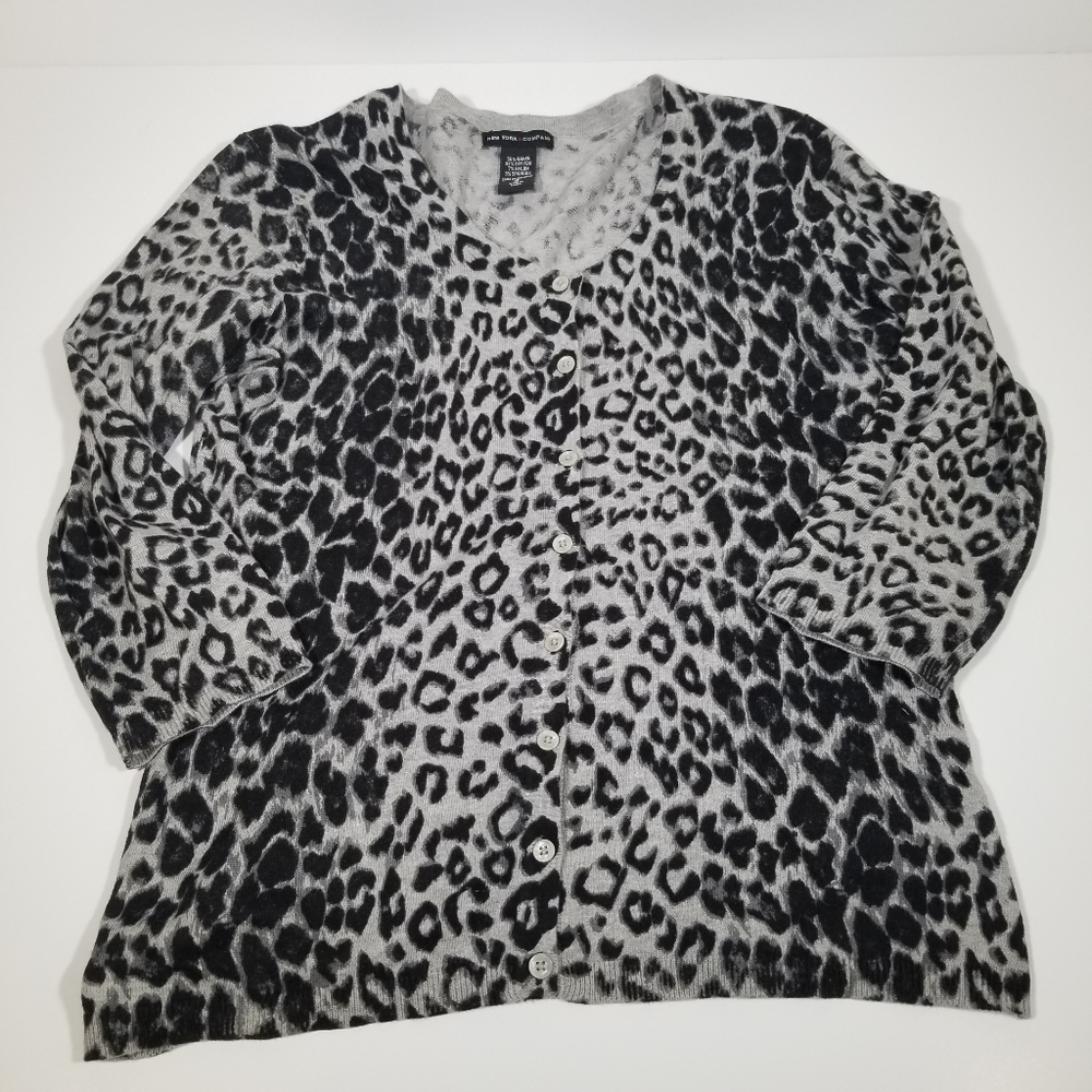 🕶️ New York & Company size small - Picture 5 of 5